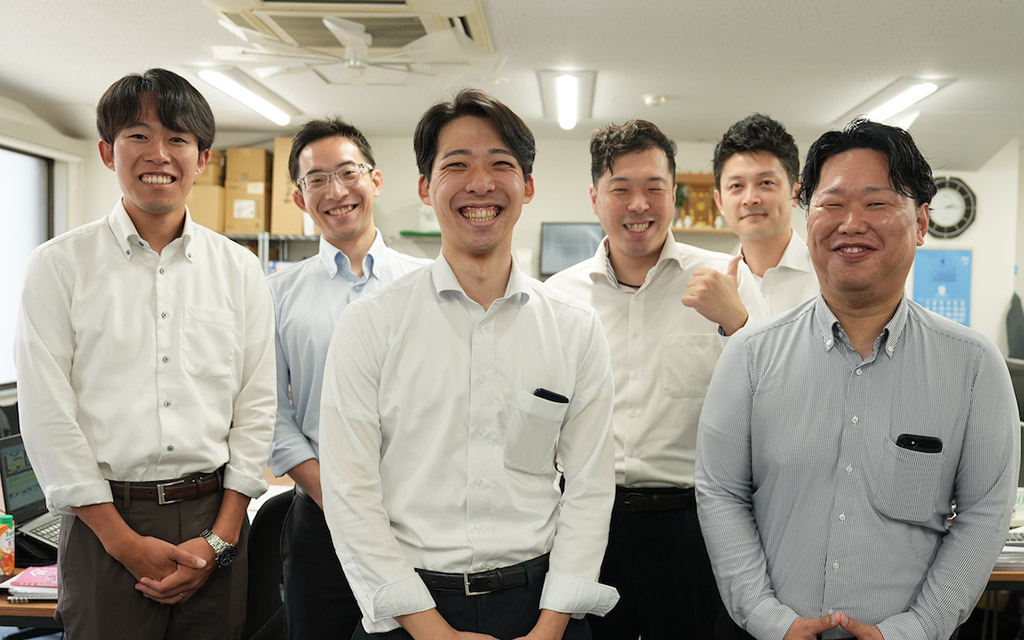 営業の社員たち
